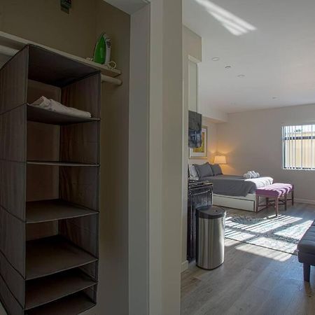 Luxurious Furnished Studio W Full Kitchen In Sd Сан Диего Екстериор снимка